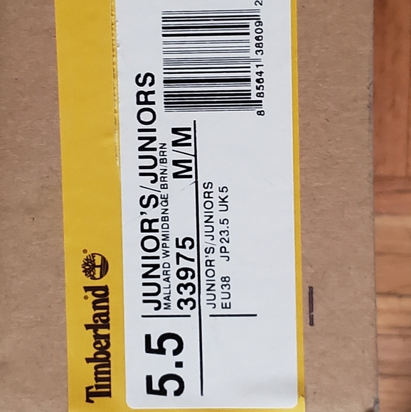 Timberland boots juniors  hardly used 5.5 - Picture 3 of 9
